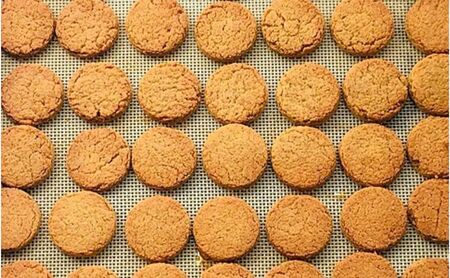 【低糖質】手作り 一口きなこバタークッキー スイーツ デザート お菓子 焼菓子 砂糖不使用 小麦粉不使用 濃厚 食べやすい 糖質制限 サクサク 健康管理 