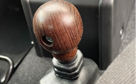 【ジムニー専用】MT専用シフトノブ・トランスファーノブ☆彡現行型64・74☆彡貴重な銘木☆彡【備考欄に種類をご記入ください（トチ・縞黒檀）】