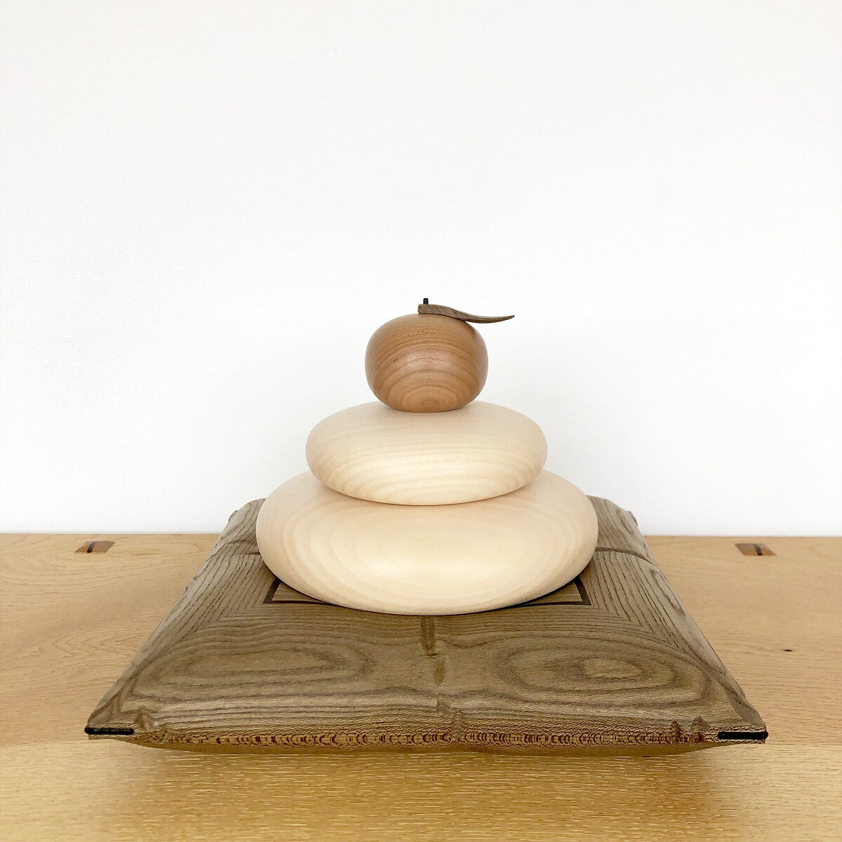 【ふるさと納税】【レビューキャンペーン実施中！】旭川家具 バウ工房「木ション鏡餅」