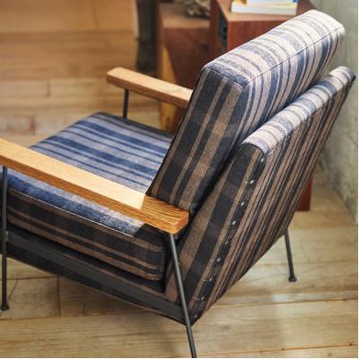 ふるさと納税 富田林市 Cargo Sofa 1人掛け ガルボ ダークブラウン 肘:ホワイトオーク無垢材【SWOF】 |  | 02