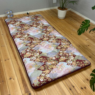 【ふるさと納税】日本製固綿入りボリューム敷布団(シングル/和花柄エンジ)【1707155】