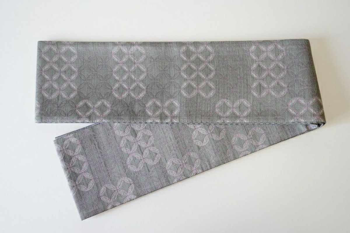 
            丹後帯 半幅帯「七宝」（グレー）　藤布 角布 七宝 伝統工芸品 護身 長寿 繁栄 古事記 万葉集 グレー グレー色　FY00037
          