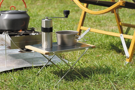 [ベルモント] Chill サイドテーブル 折りたたみ式 アウトドアテーブル キャンプ用品 アウトドア用品 防災 防災グッズ 防災用品 【011S083】