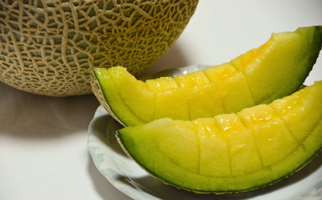 【先行予約】感謝の気持ちを込めたサプライズメロン《数量限定》 アールスメロン（「ありがとう」の文字入り）1玉1.5kg以上 化粧箱入り 令和8年8月上旬より順次発送 先行予約 マスクメロン 果物 フル