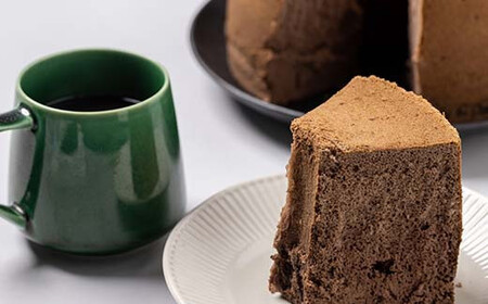 味にこだわった大きなシフォンケーキ6号サイズ チョコレート  F6Q-179