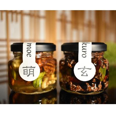 ふるさと納税 那智勝浦町 ナッツ・ドライフルーツの蜂蜜漬　峠プレミアム小瓶2種セット【萌(MOE)】【玄(KURO)】　