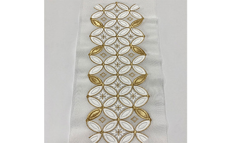 半衿　白地に白とゴールドの七宝繋ぎ柄　刺繍 和装 ファッション小物 和服 和装小物 着物 訪問着 卒業式 入学式 誕生日会 周年記念 式典 洗える 篠原縫製