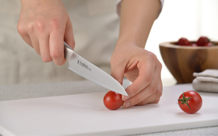 包丁 2本セット 三徳包丁 ペティナイフ 一体構造包丁 MVステンレス鋼包丁 燕三条製包丁 高品質包丁 高耐久包丁 日本三大刃物包丁 包丁 三条製包丁 万能包丁 包丁 三条の匠製包丁 包丁 三条の包丁