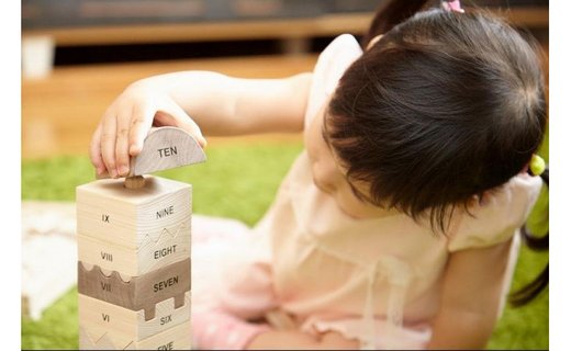 桧のおもちゃ　アイコニー　ナンバータワー IKONIH　Number Tower