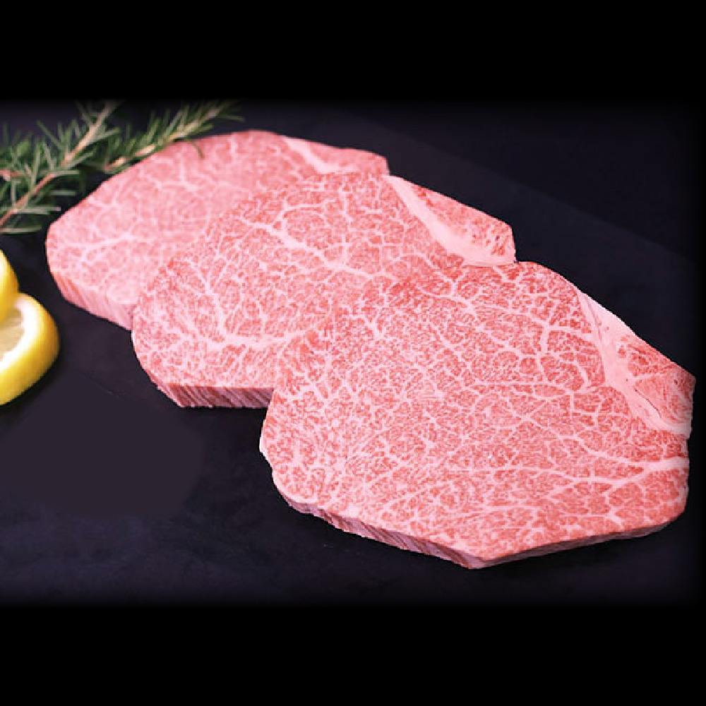 佐賀牛ヒレステーキ 150g×3枚 合計450g【贅沢な柔らかさ 繊細な風味 脂身が少ない 肉質 とろける食感 品質 希少なヒレ部分 安心 安全 深い旨み 上品 洗練された味わい】(H118108)