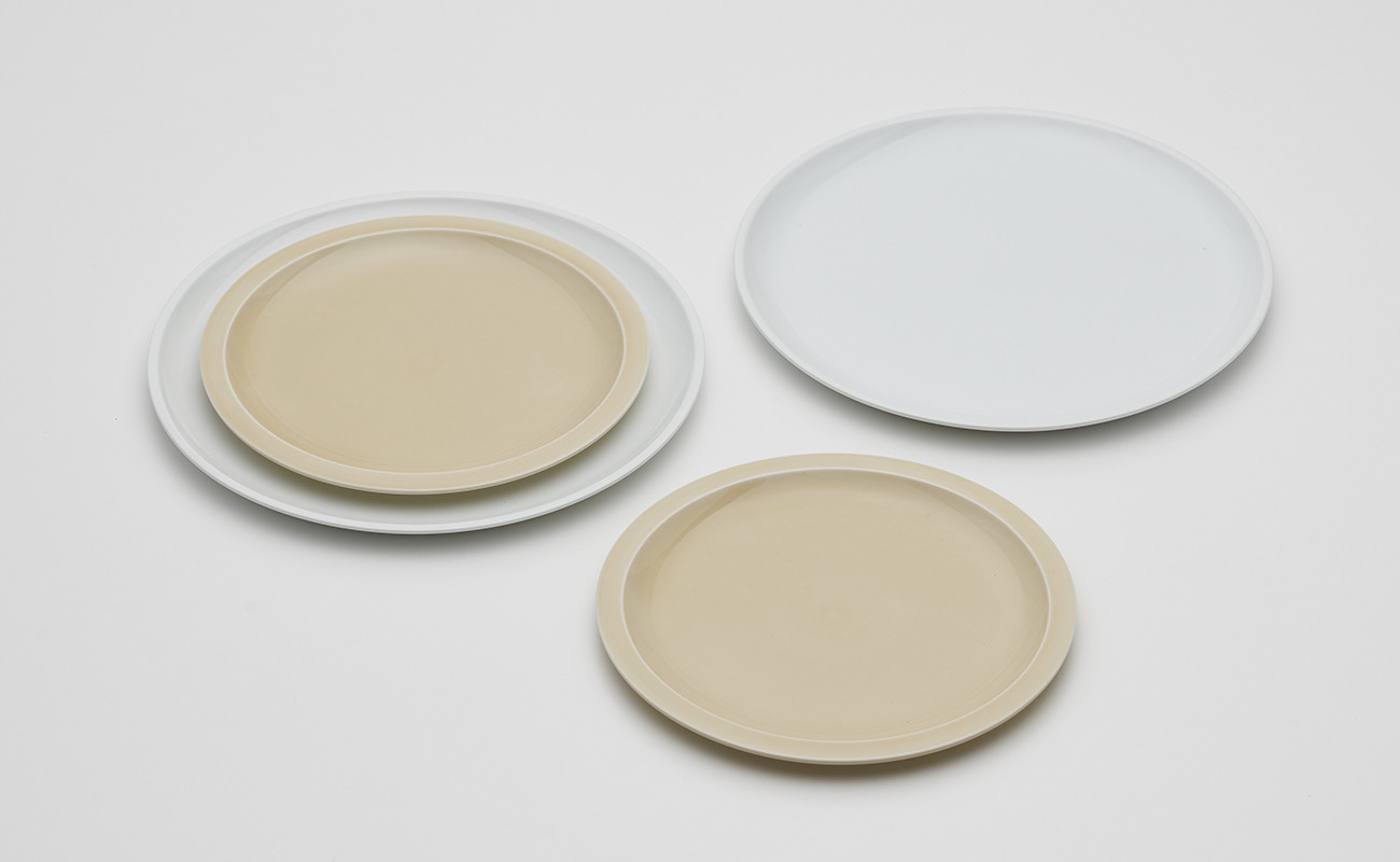 
            2016/ GS Plate set【2016/オリジナル】有田焼 食器 器 皿 中皿 食器セット 4点 プレート クレイベージュ ホワイト シンプル A65-48
          