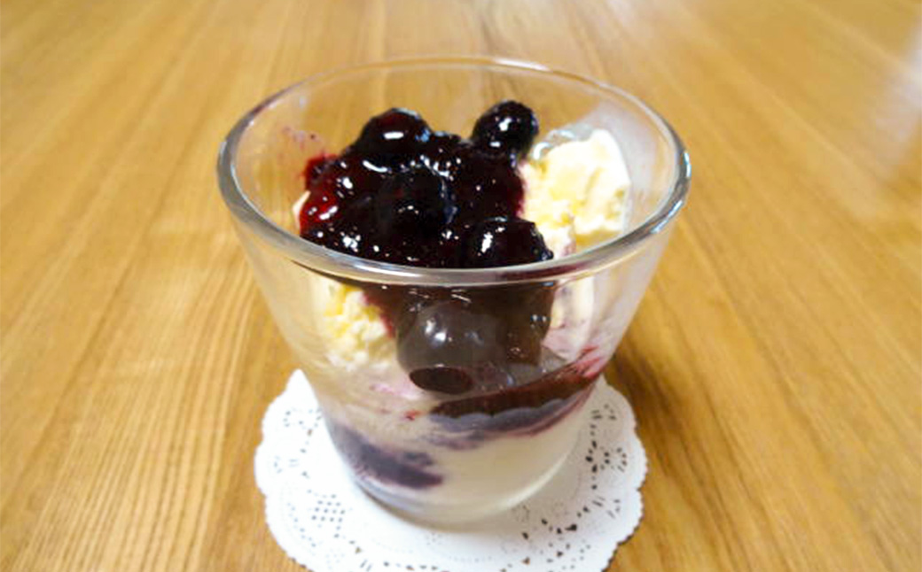 ブルーベリージャム120g×4本【福島県三春町　かおるブルーベリー園産使用）　【07521-0146】