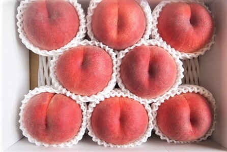 桃（おどろき）６～１１玉【３ｋｇ箱に２.７～３.３ｋｇ詰め】　0056-2615