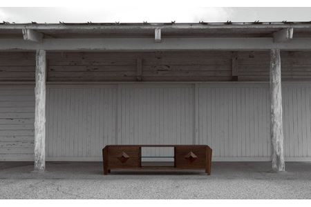 No.850 （CH）AUTHENTICITY TV BOARD D S