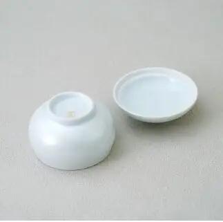 有田焼 銀彩白磁鈴形 蒸碗 蓋付き 2個 セット 【幸楽窯 / YUIKA Lab】 和食器 小鉢 スープ碗 デザート 正月 ハレの日 お祝い膳 食器 A20-668