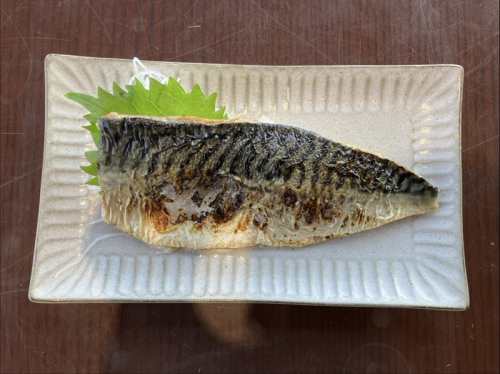 a18-106　駿河湾深層水仕立て 骨取り 焼き鯖