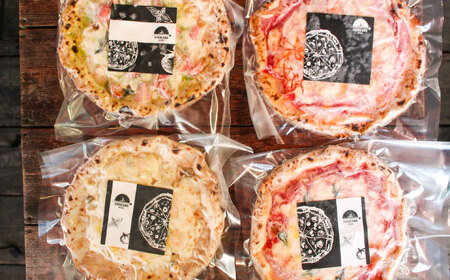 【ナポリピッツァ専門店が作る薪窯焼き冷凍ピッツァセット】人気のピッツァまとめて4種類セット×各1枚(マルゲリータ/4種のチーズ(はちみつ付)/マルゲリータビアンカ/ディアボラ)【堀川ピッツァ】[BHB