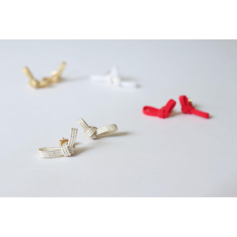 【ふるさと納税】水引musubi耳飾り パール ピアス ［52211037］　お届け：発注後、2週間程度