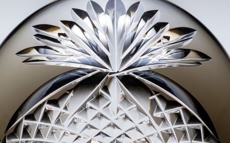 江戸切子 冷酒杯 月下美人 T535-2763-BLK |  江戸切子 クリスタルガラス 冷酒杯 日本酒 冷酒 盃 おちょこ お猪口 猪口 グラス 記念日 日本土産 伝統 日本製 プレゼント 贈り物 