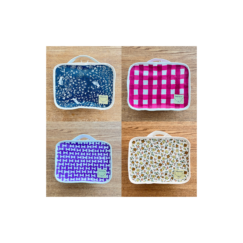 たった90ｇ！めちゃ軽おむつポーチ（うさぎ／チェック／リボン／花柄）【ベビー用品】［135B04］baby ba-ba ベビー用品 赤ちゃん おむつポーチ おむつ入れ ポーチ 出産祝い 手作り