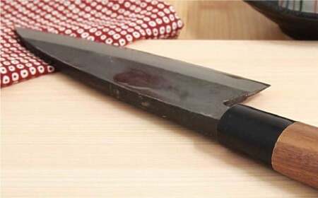 【土佐打刃物】 出刃包丁 黒打ち仕上げ 両刃 刃長15cm 土佐打ち刃物 極上品 和包丁 捌き包丁 黒打ち包丁 