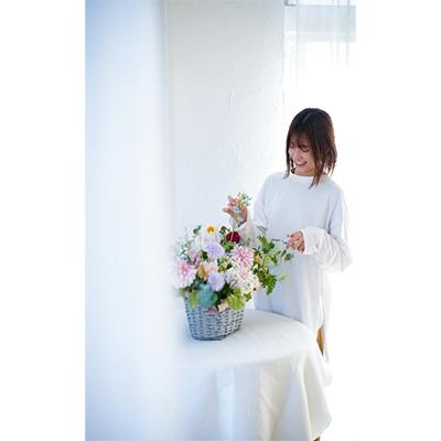 ふるさと納税 芸西村 【毎月定期便】芸西村産季節のアレンジ アレンジメント カゴ付 L全6回 |  | 03