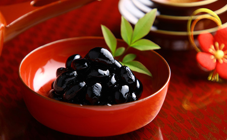 秋田特産 伝統製法 煮豆6缶[黒豆]（480g/4号缶）三輪缶詰【 黒豆 豆 煮豆 缶詰 正月 年末 保存 秋田 羽後 】