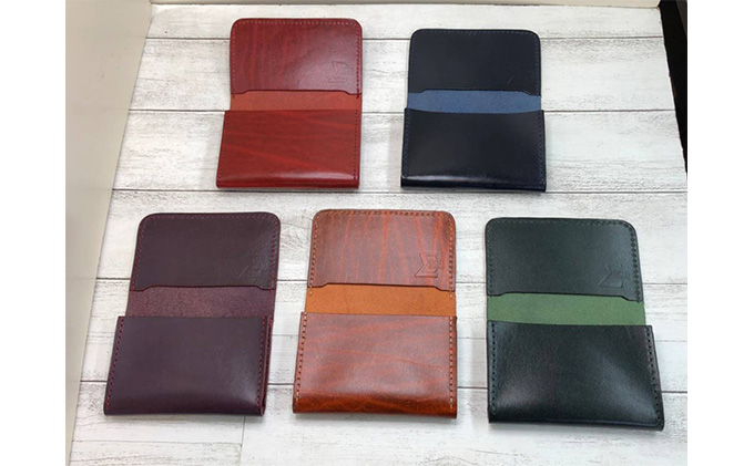 ルガトショルダー（牛革）のカードケース　ネイビー