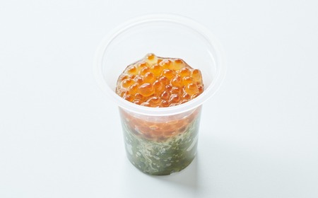 【今日の逸品】けせんの海 一膳 いくらめかぶ 70g×1個 【 ご飯のお供 おつまみ カップ 小分け 海鮮 】