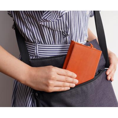ふるさと納税 三宅町 本革 ブックカバー 文庫 本 サイズ 栞 付き 栃木レザー 牛革 日本製 レザー ギフト:グリーン |  | 02