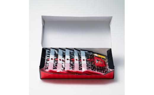 ?キリン一番搾りに合う！浦和レッズ公式草加せんべい? VICTORY SENBEI（6枚入りBOX×3箱） | 埼玉県 草加市 ビール 麦酒 酒 お酒 つまみ キリンビール  埼玉県産米 燻製醤油 ロ