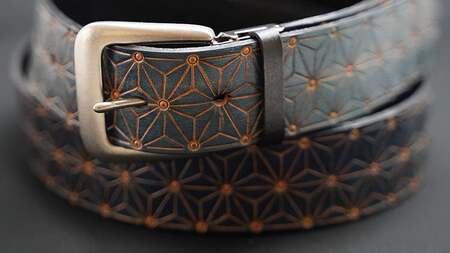 牛革ベルト（麻模様・紺色かすれ染め）【太さ40mm / 厚さ3.7mm / M(110cm)】 牛革 父の日 手作り ベルト 革製品 [BE014ya-M]