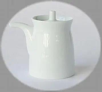 【波佐見焼】 白山陶器のG型醤油さし （大・白磁） 【西海陶器】 １ ２２８３９ | 醤油さし