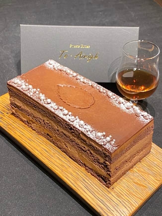 
                  シルバーウイスキーショコラ（イチローズモルト＆グレーン505使用） ／ チョコレートケーキ クーベルチュールチョコレート ビターガナッシュクリーム 秩父ウイスキー イチローズモルト＆グレーン505 スイーツ デザート 埼玉県 No.518
                