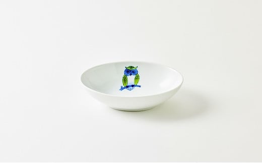 
伊万里焼／畑萬陶苑／ふくろう楕円皿（中）
