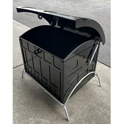 ふるさと納税 みよし市 『集塵機の鈴木工業』 鉄製　宅配ボックス　艶あり |  | 01