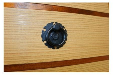 熟練桐たんす職人が手作りした三段小引出（柾目・特上品）　【11246-0121】