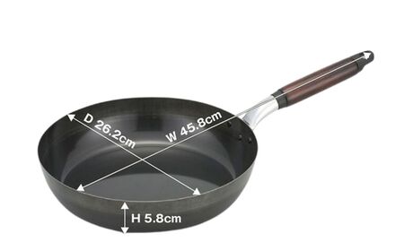 村の鍛冶屋 本格鉄製 フライパン 26cm アウトドア キッチン IH 野外料理 キャンプ飯 シリコン加工 木製ハンドル  燕三条【014S150】