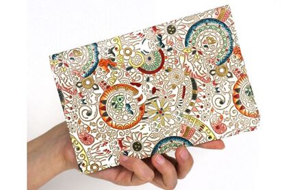 【文庫屋大関】パーソナルホルダー　かくれんぼ猫【皮革工芸品】 雑貨 日用品 ブックカバー パスポートケース 貴重品入れ マルチケース シンプル 和風 革小物 