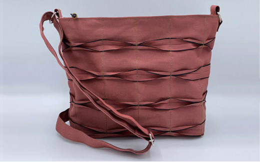 畳屋さんのヘリバッグ【ショルダーバッグ(横はぎ)】ピンク色[52217243]