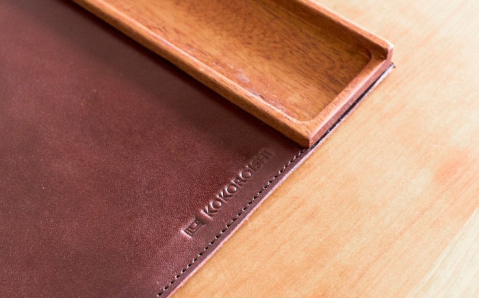 デスクマット ワインレッド（ヴォーノ13）RYOCHI DESK MAT （リョーチ デスクマット）【R】 デスクマット レザー 革 マット マウスパッド 文房具 雑貨 日用品 人気 おすすめ 広島県