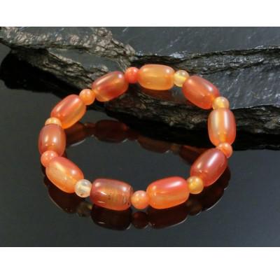 ふるさと納税 和泉市 カーネリアンのナツメ型ブレスレット |  | 02