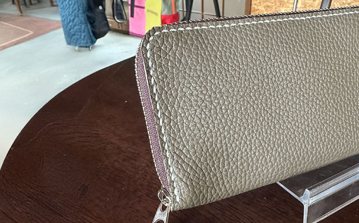 【職人手作り】イタリア産 アドリア牛革 ラウンドファスナー 長財布　（限定内装色タイプ５）《築上町》【たけもとかばん】 革製品 レザー 牛革 [ABAM056]