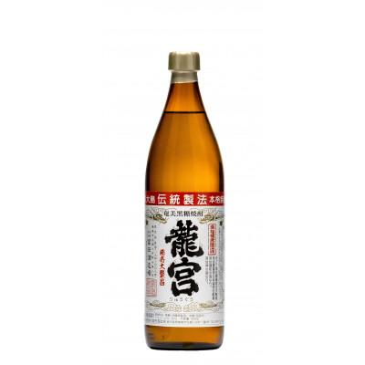 ふるさと納税 奄美市 【伝統製法甕仕込】奄美黒糖焼酎「龍宮」30度900ml×12本 |  | 01