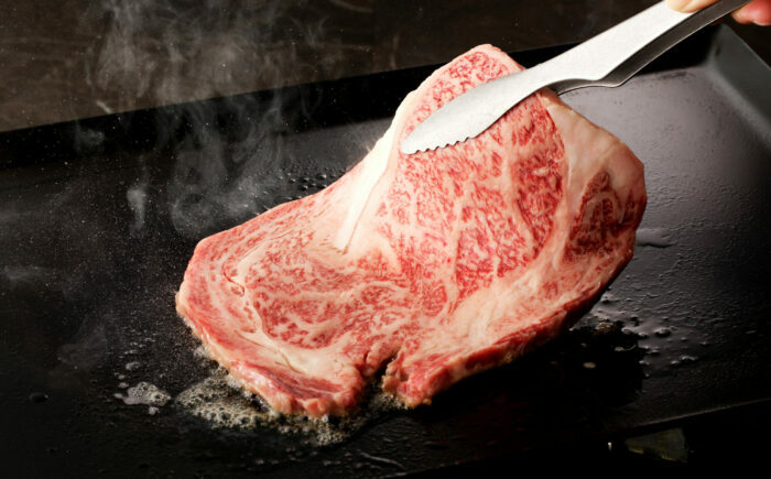 佐賀牛サーロインステーキ計400g（200g×2パック）と佐賀牛サーロインスライス300g 食べ比べセット / ステーキ すきやき しゃぶしゃぶ / 佐賀県 / 上場食肉 [41AOCS058]
