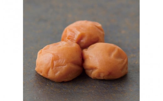 香壌栽培の白干梅（塩分20％）1㎏  / 和歌山 田辺市 梅干し 梅干 梅 うめ 肉厚 お米 おにぎり おむすび 健康 うす塩味  塩分20％ お弁当 白干 焼酎 紀州産【isg011-1】