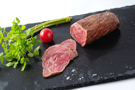 佐賀牛 A5等級上 ももブロック800g ビーフシチュー 煮込み ローストビーフ サイコロステーキ 焼肉 キャンプ ギフト「2024年 令和6年」