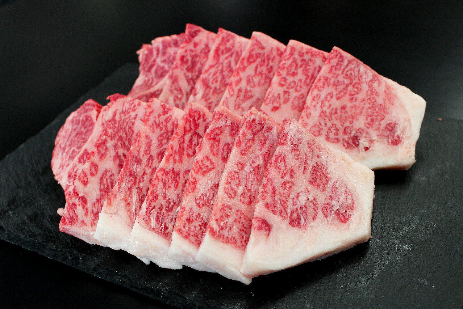 【ふるさと納税】松阪牛　特選　ロース　焼肉　500g　B-42／冷凍　瀬古食品　ふるさと納税　牛肉　松阪肉　BBQ　名産　ブランド　霜ふり本舗　三重県　大紀町