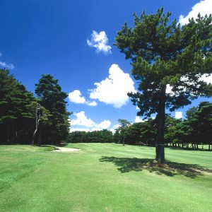 土浦カントリー倶楽部 平日4名様 無料プレー券 [0120]