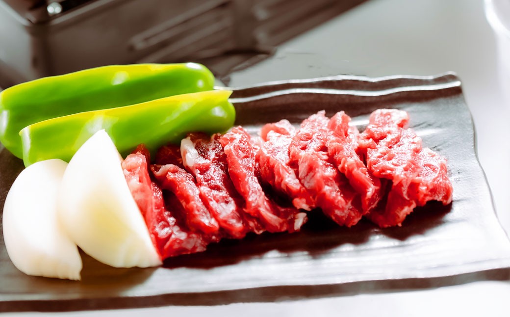 
                  馬肉 焼肉用スライス 500g （桜屋） 馬肉 お肉 馬焼き
                